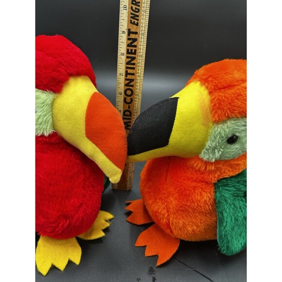 VTG 2 Plush Parrot Stuffed Animal Colorful Bird Toucan Green Red Orange Taiwan - Picture 5 of 6